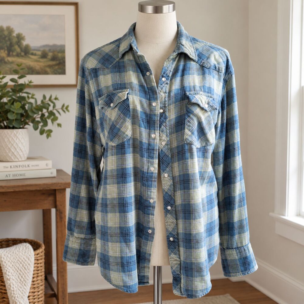 Wrangler Men’s Green Plaid Western Pearl Snap Shirt Large